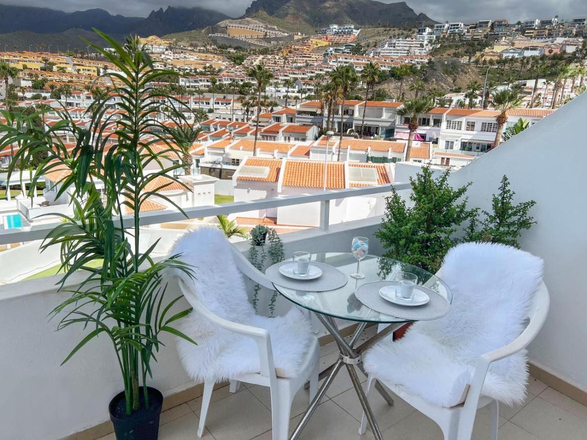 Malibu Park Apartments Sol Costa Adeje  Eksteriør billede