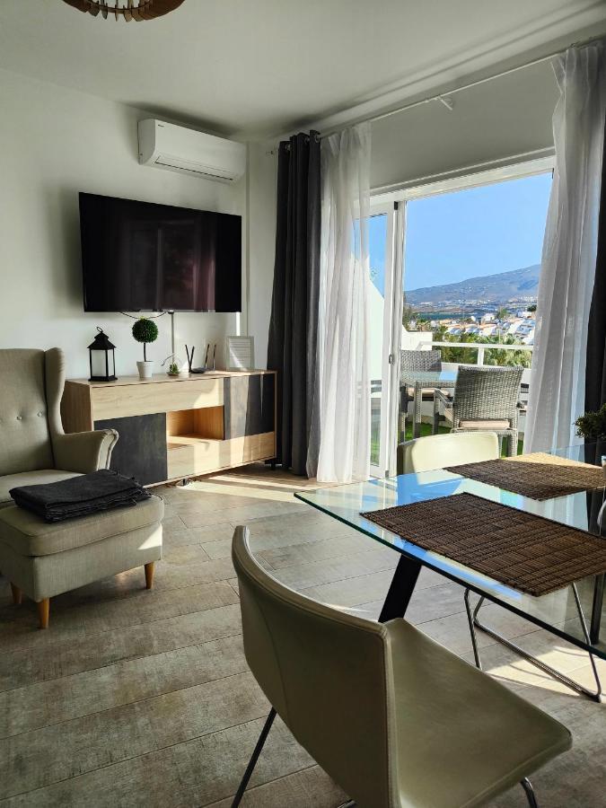 Malibu Park Apartments Sol Costa Adeje  Eksteriør billede