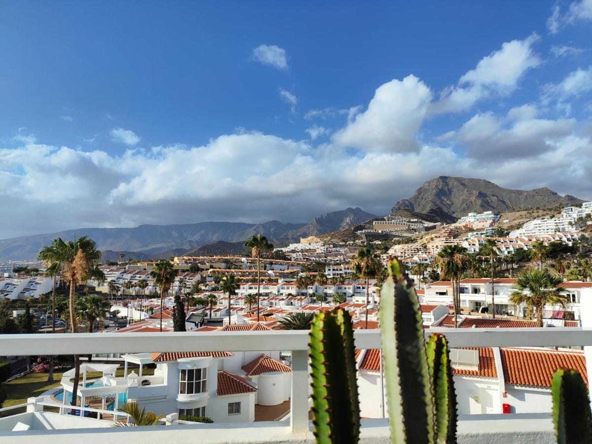 Malibu Park Apartments Sol Costa Adeje  Eksteriør billede