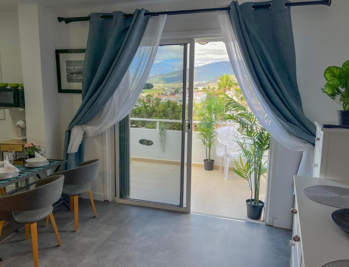 Malibu Park Apartments Sol Costa Adeje  Eksteriør billede